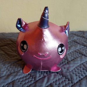 SQUEEZAMALS Metallic Pink Unicorn Plush